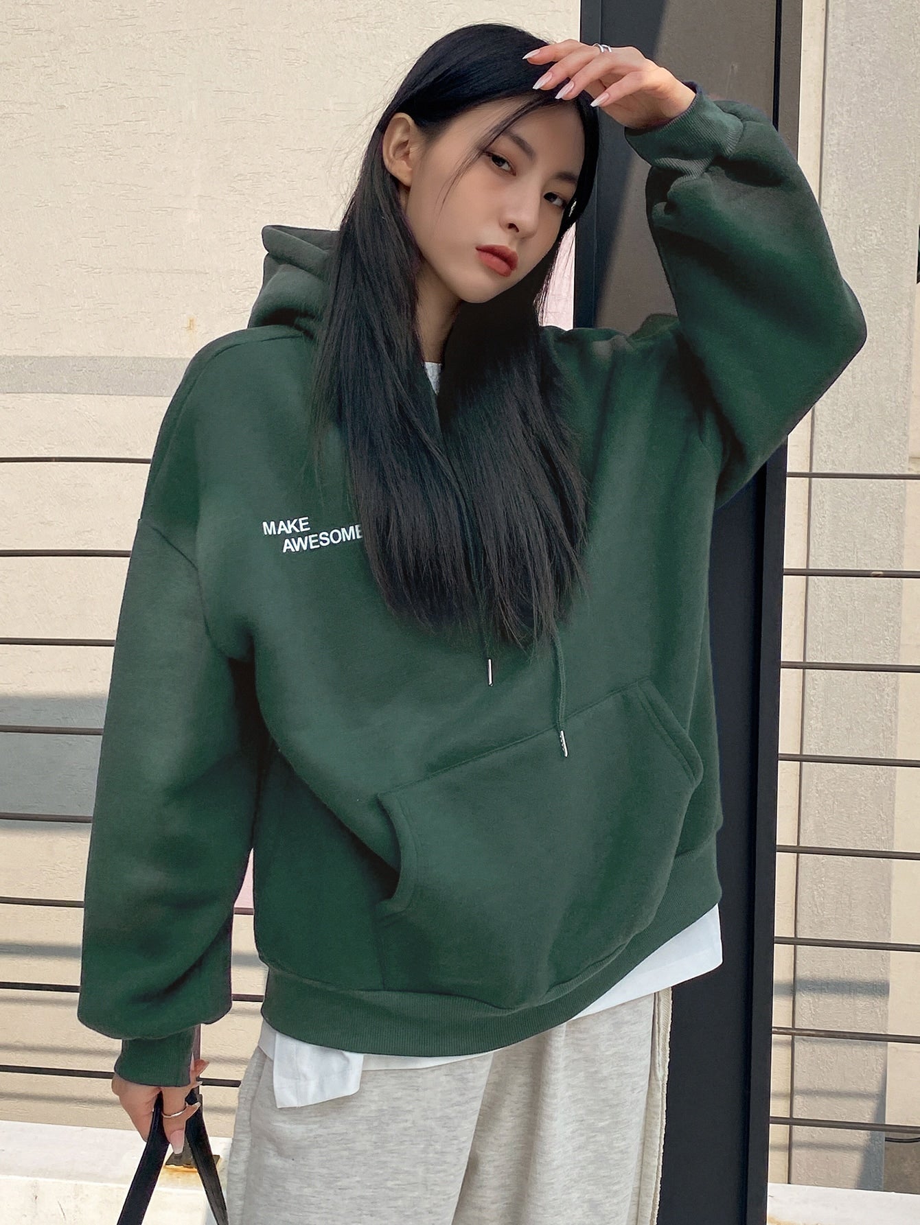 Letter Graphic Drop Shoulder Drawstring Hoodie 