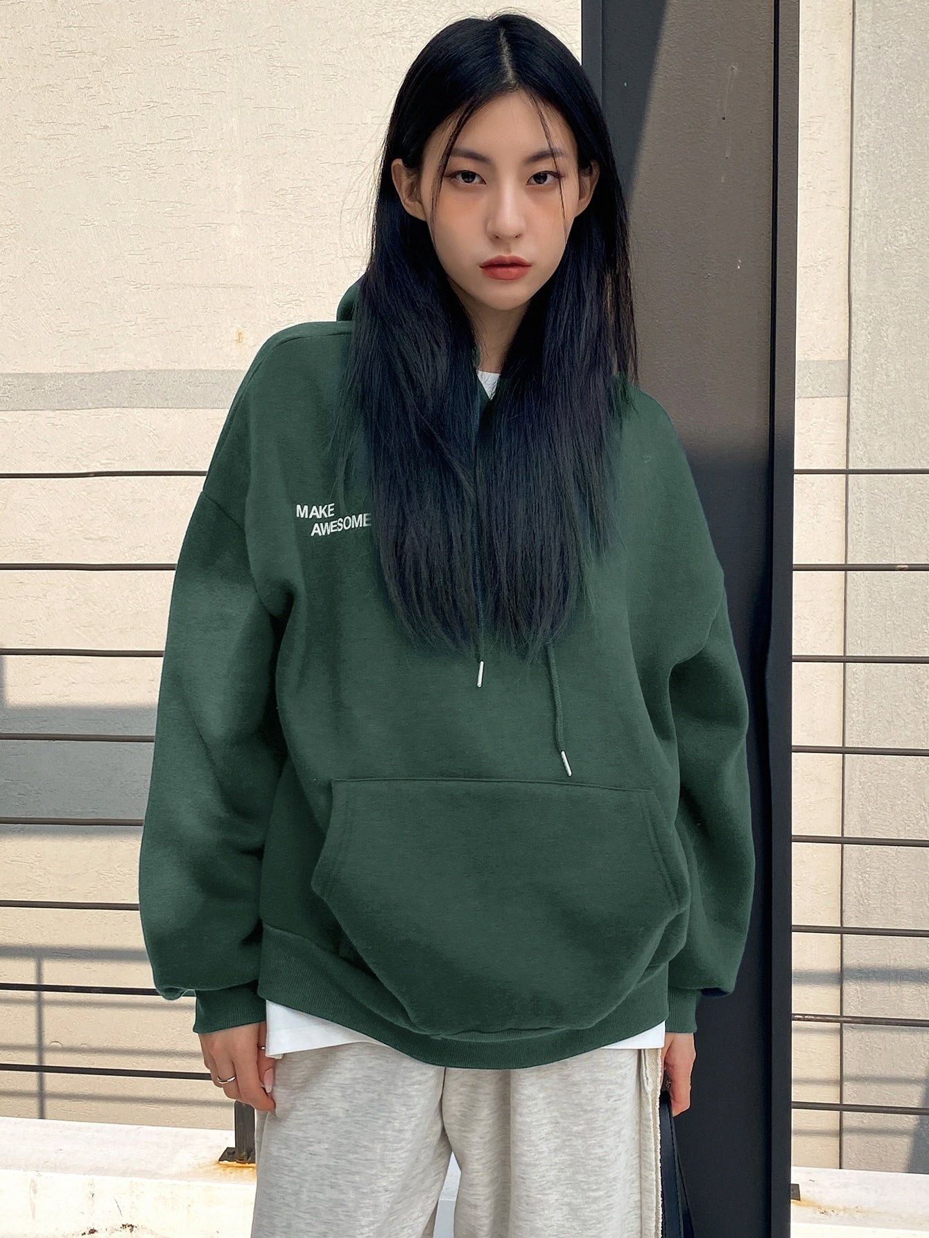 Letter Graphic Drop Shoulder Drawstring Hoodie 