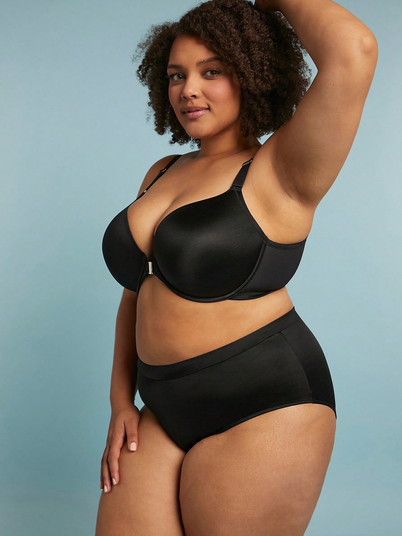 Plus Dream Curve Support + Front-Close T-Shirt Bra 