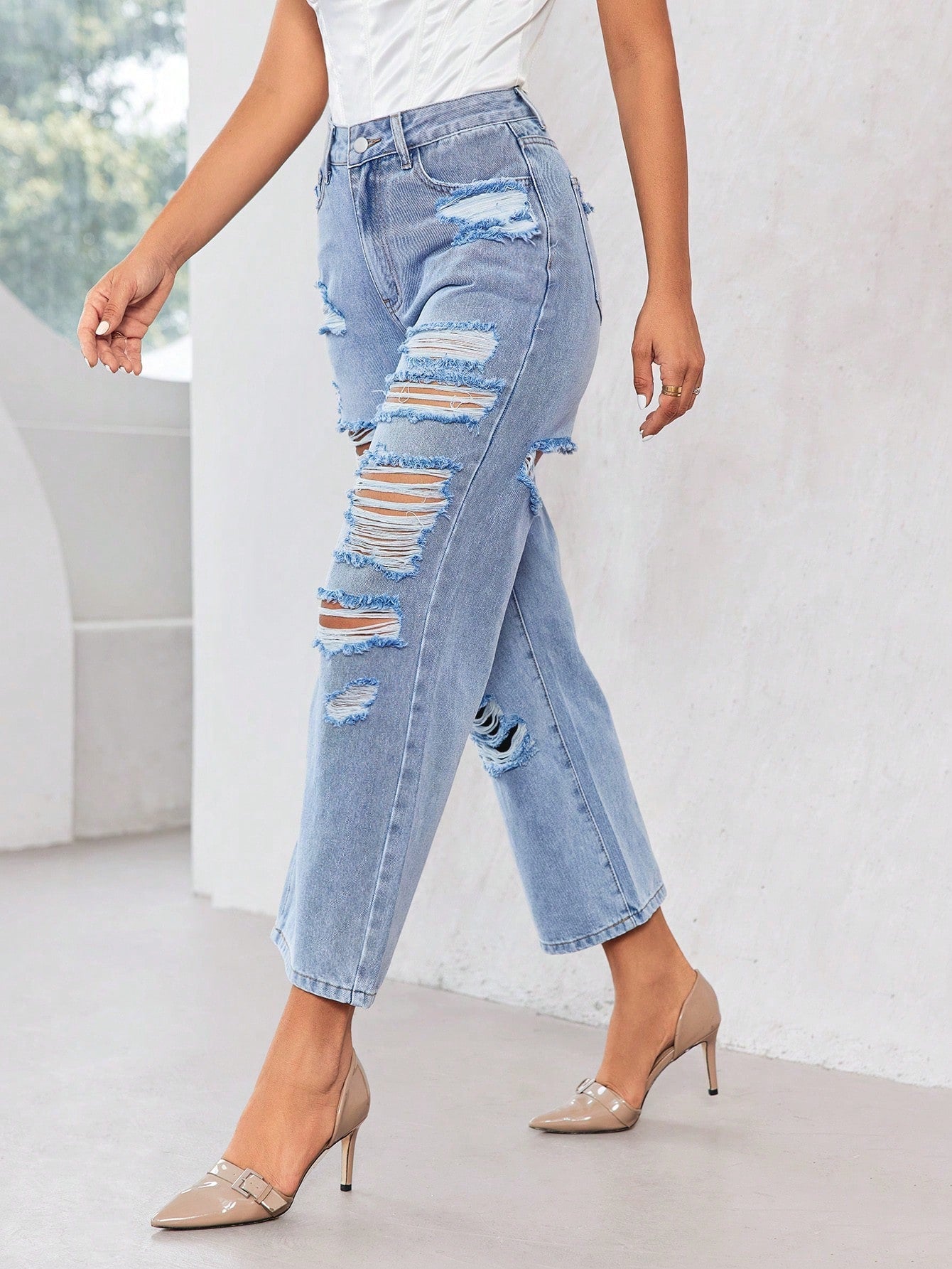 Ripped Straight Leg Jeans 