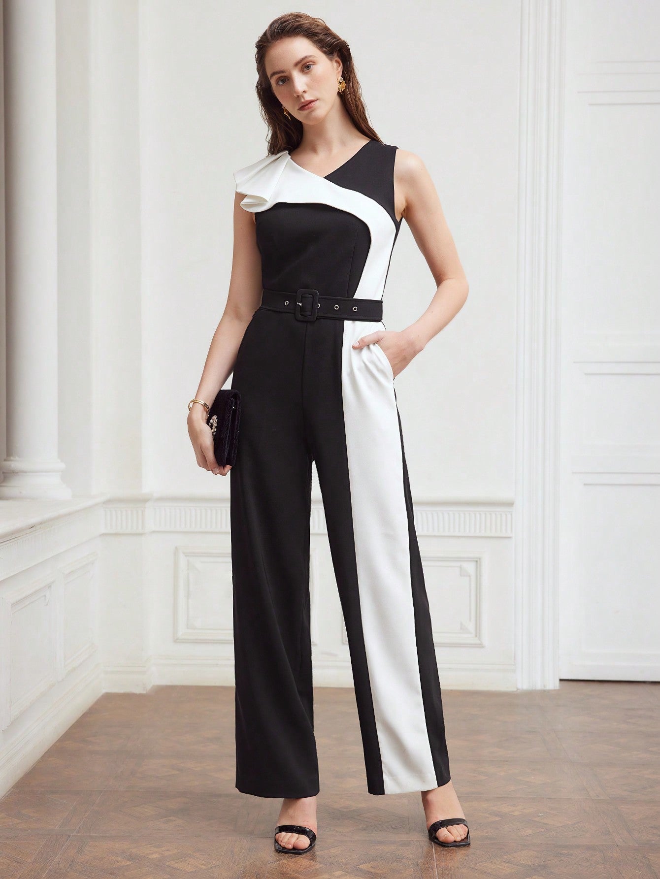 Woven Two-Tone Slant Pocket Buckle Belted Jumpsuit 