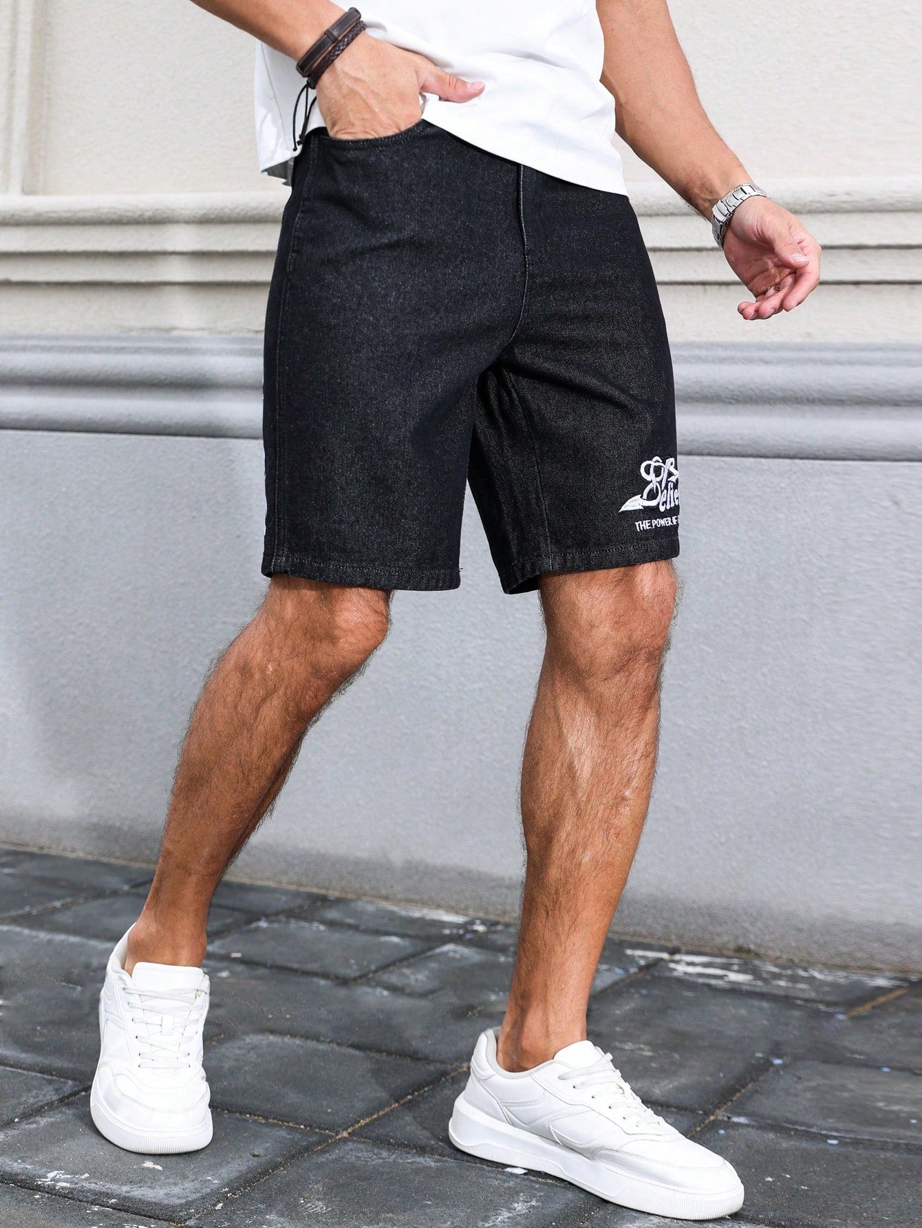 Men's Simple Letter Printed Denim Shorts 