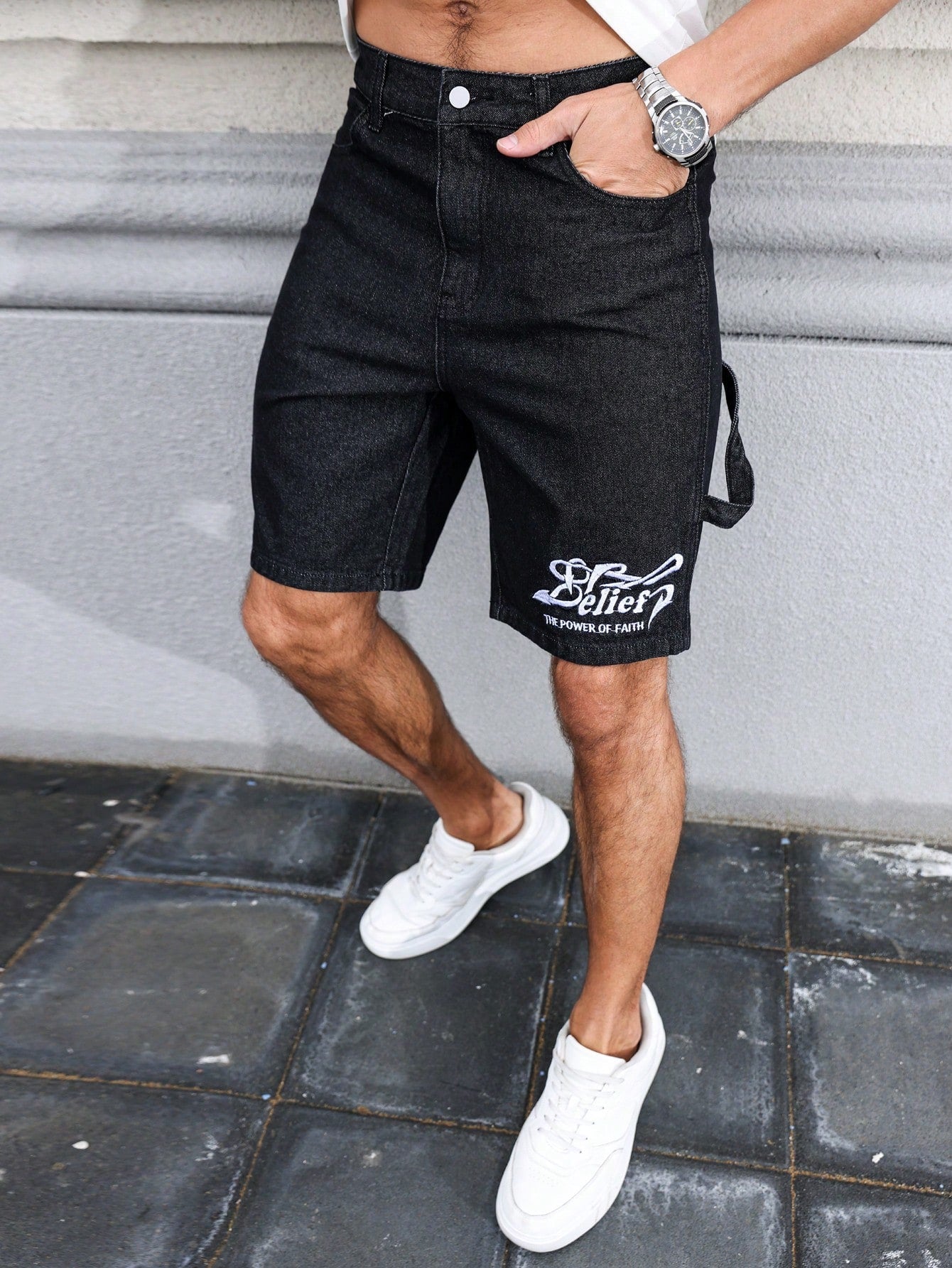 Men's Simple Letter Printed Denim Shorts 