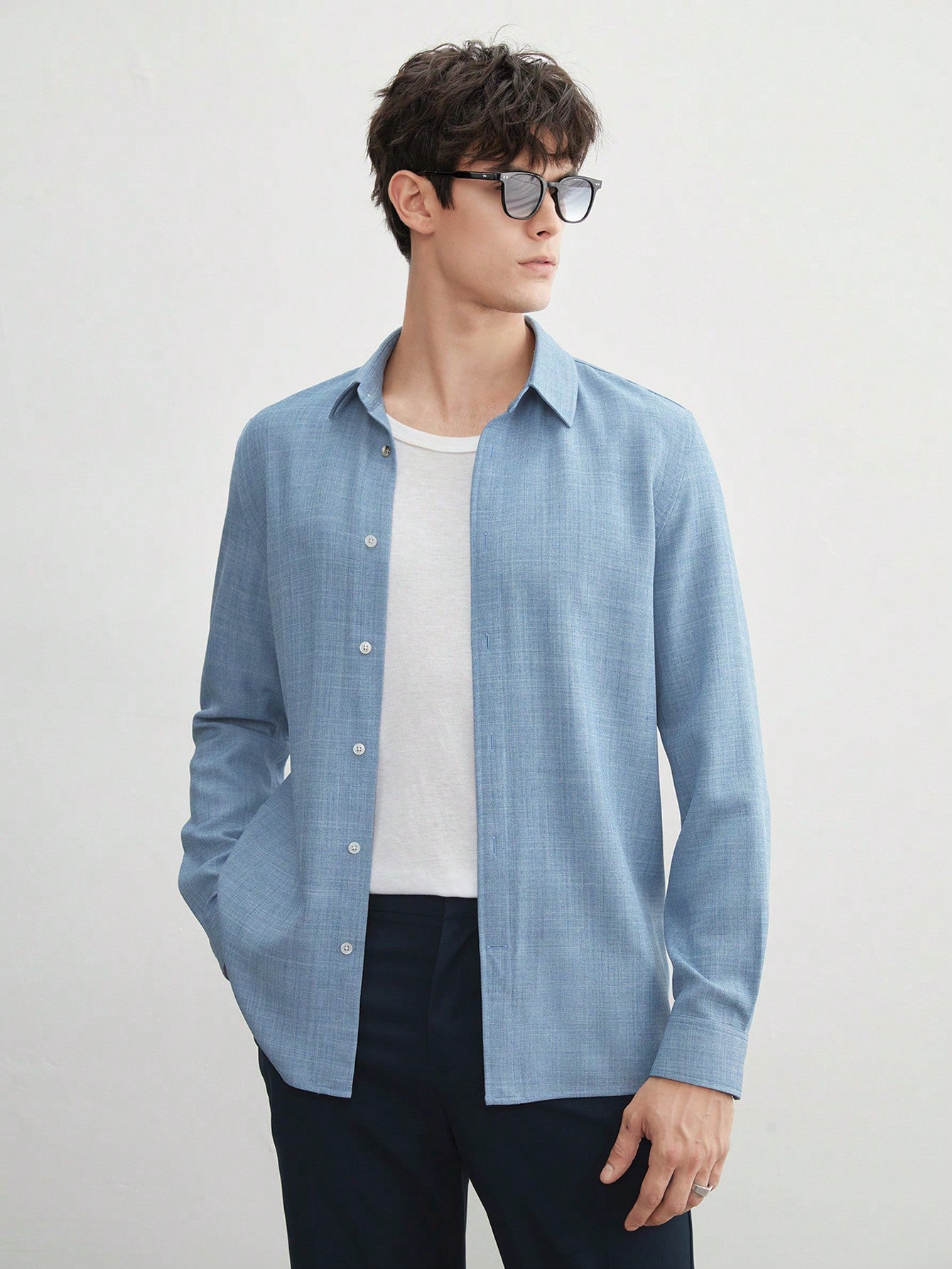 Business Casual Fitted Long Sleeve Shirt 