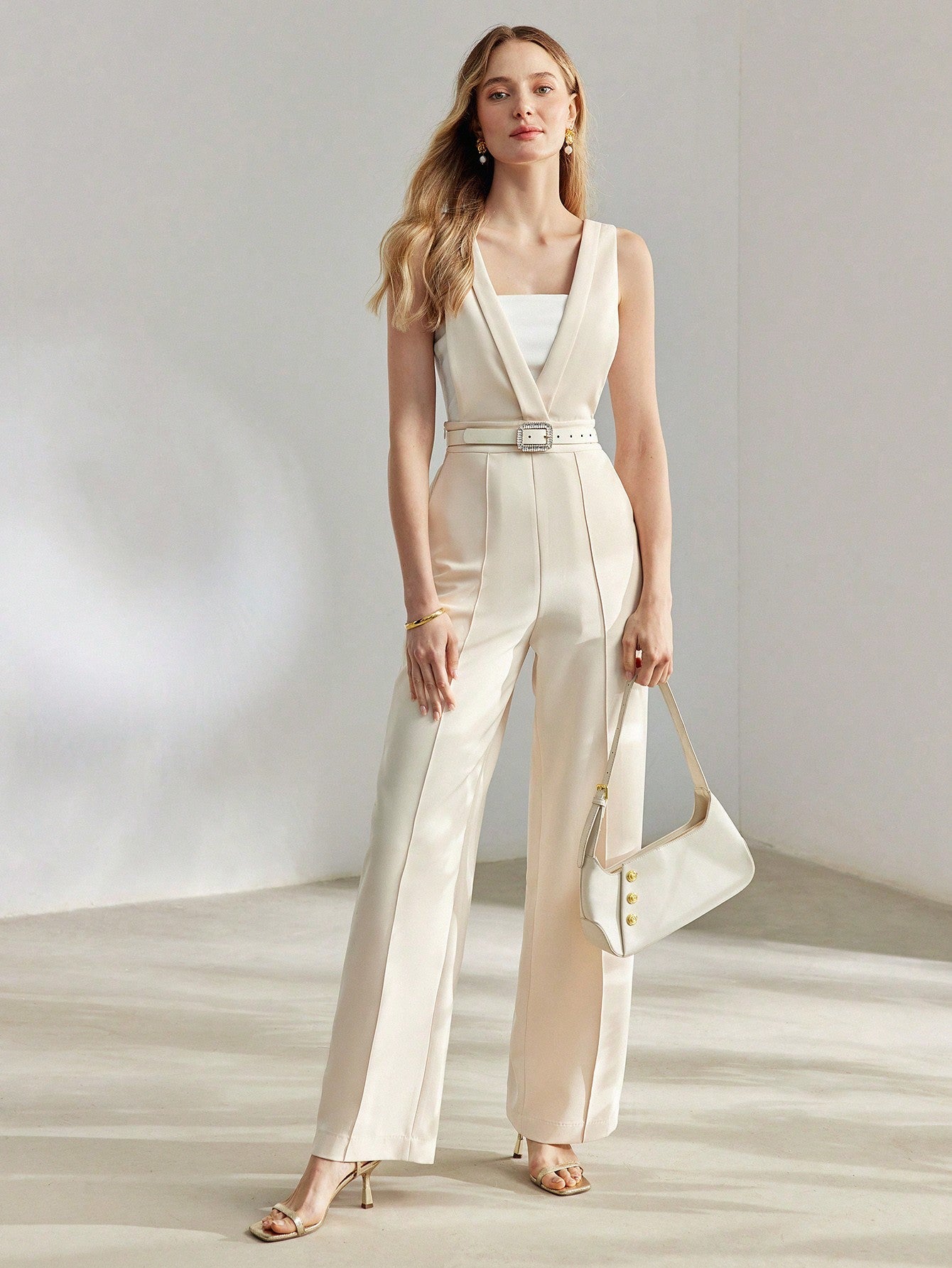 Plunging Neck Seam Front Slant Pocket Jumpsuit 