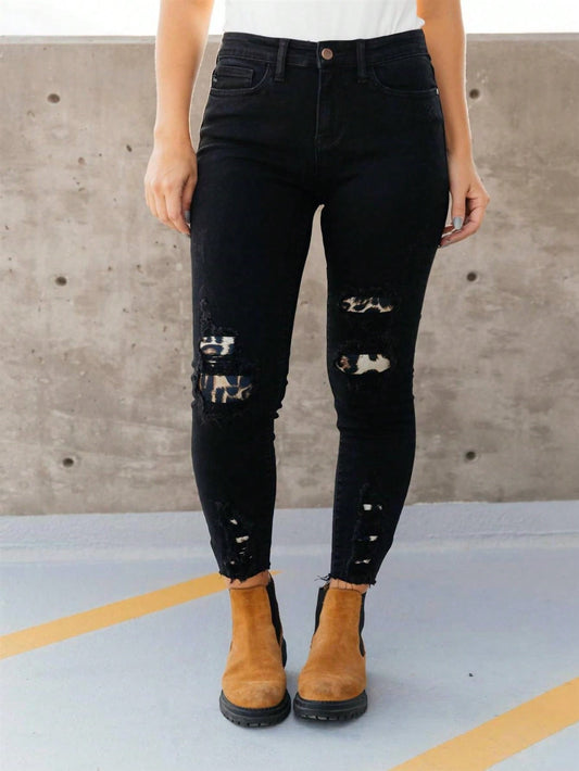 Judy Blue Into The Wild Distressed Skinny Jeans 