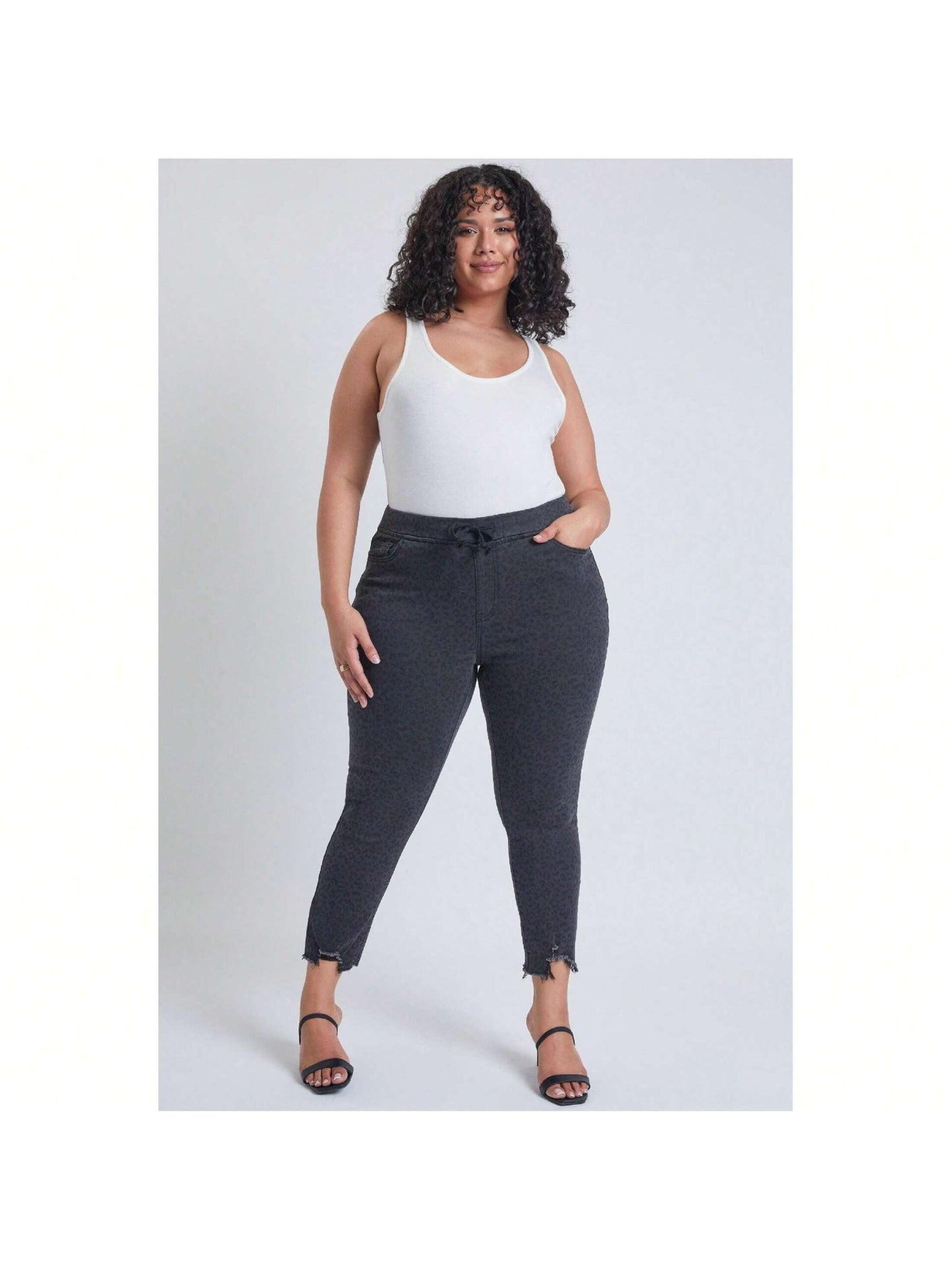 Plus Size Women's  Denim Ankle Jogger Jeans 