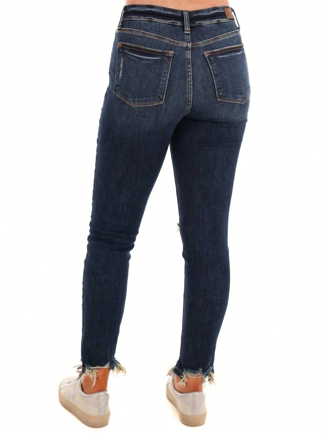 Judy Blue Relaxed Ankle Jeans 