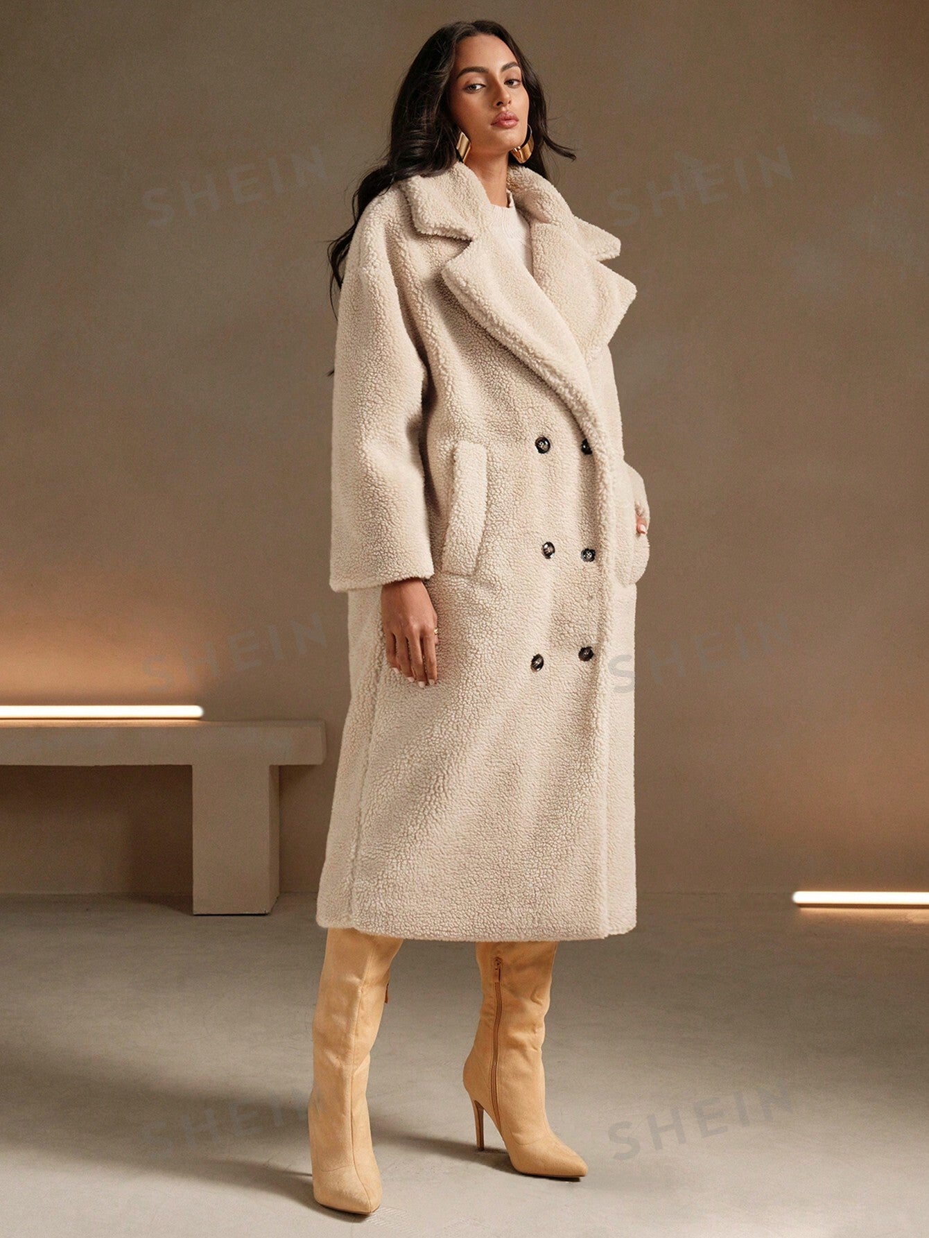 Anewsta Faux Fur Collar Long Sleeve Coat 