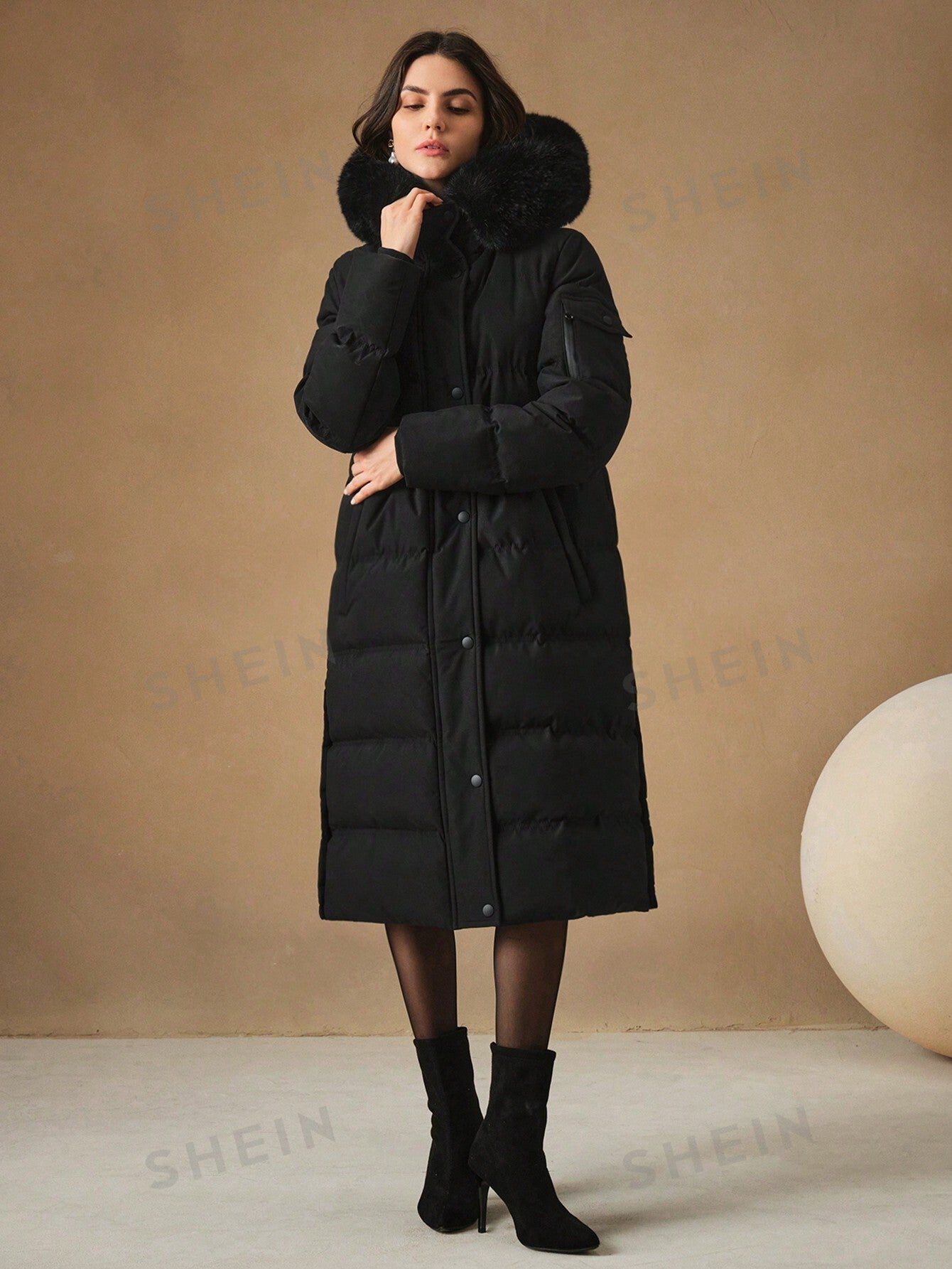 Fluffy Faux Fur Collar Quilted Padded Coat 